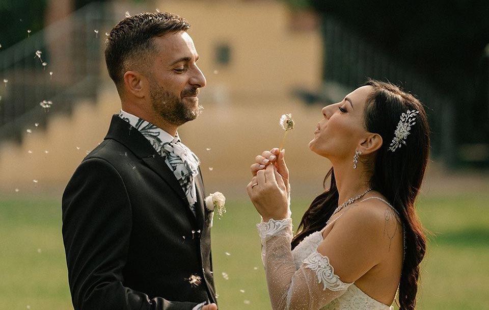 https://www.lacollinettaeventi.it/wp-content/uploads/2025/02/Wedding-Story_Home.jpg